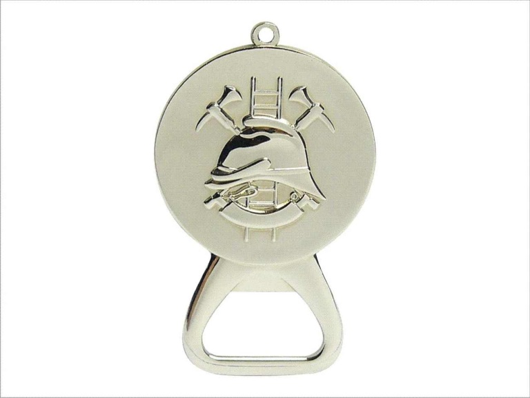 Přívěšek na klíče - medaile s patentovaným otvírákem na pivo HASIČI (stříbrná)